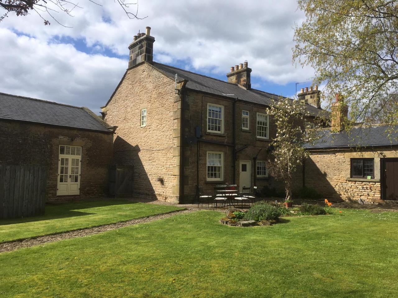 Downe Arms Country Inn Wykeham  Extérieur photo