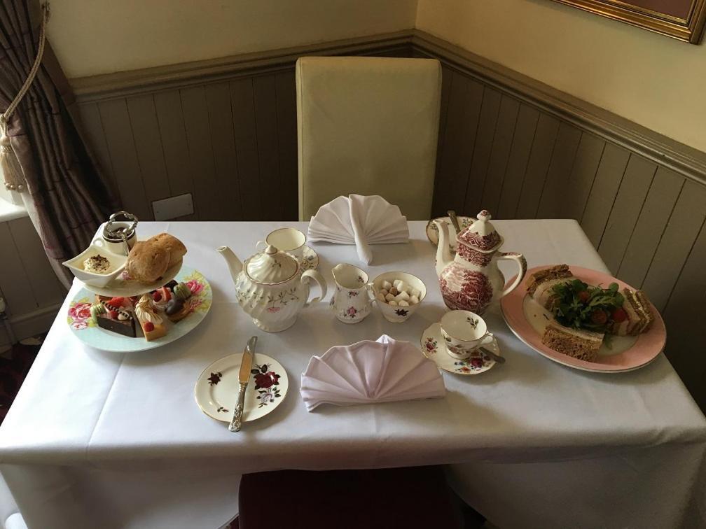 Downe Arms Country Inn Wykeham  Extérieur photo